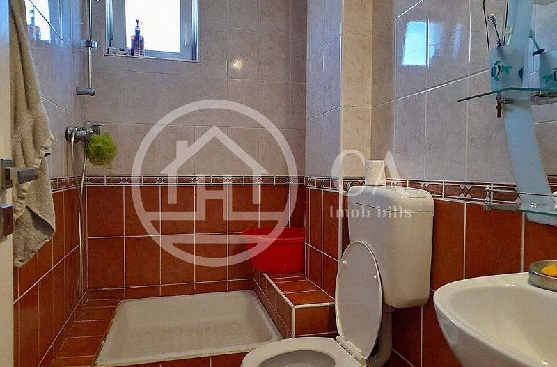 Apartament cu 4 camere de vanzare in Velenta, Oradea - Poză 9