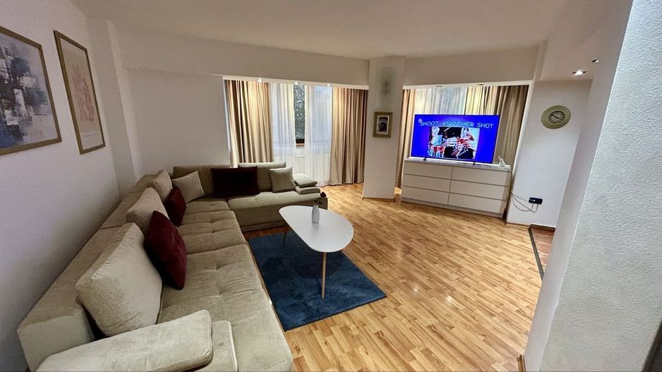 Închiriere Apartament cu 3 camere, centrala proprie, 2 bai, 80 mp, Mihai Bravu - Poză 2