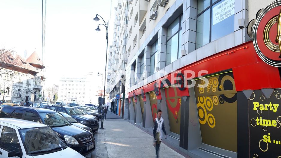 Spatiu comercial Piata Lahovary - str. George Enescu nr. 36-42 - Poză 7