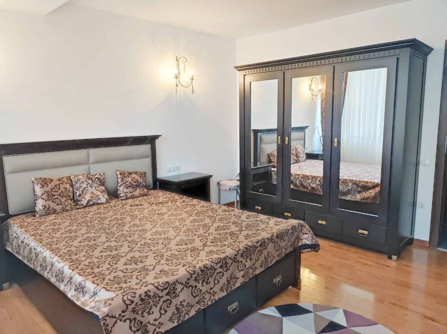 Apartament zona Magheru - Poză 9