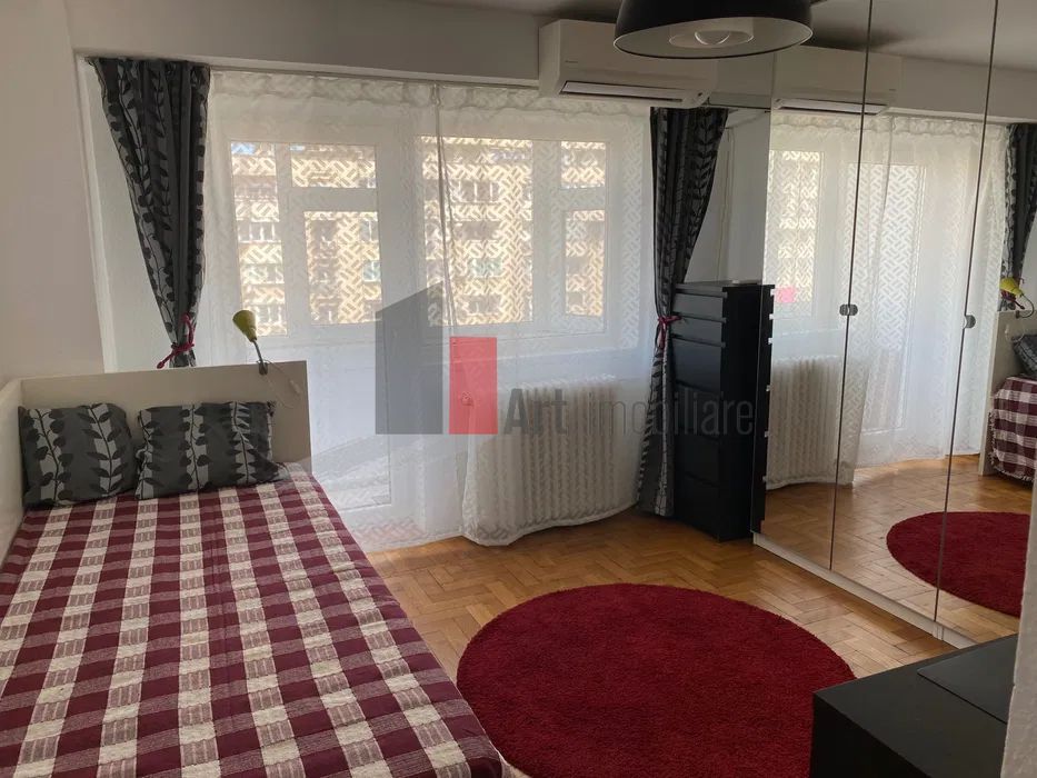 Închiriere 3 camere 2 băi Bd. Decebal - Poză 7