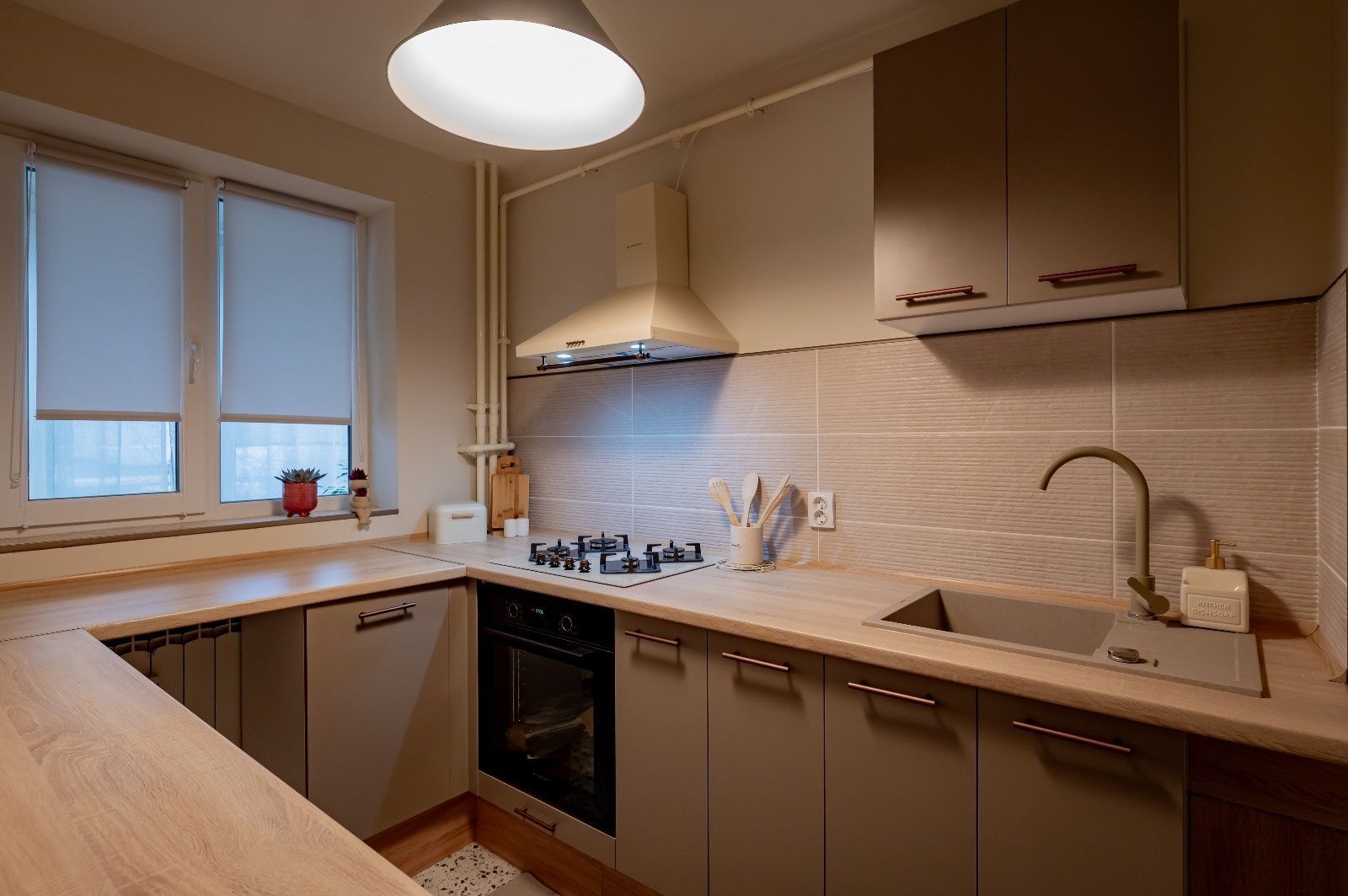 Apartament 2 camere decomandat – zona Tomis Nord (Tic-Tac) - Poză 4