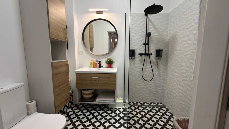 Apartament de vanzare 3 camere, 2 bai, gradina, parcare, Poligon - Poză 6