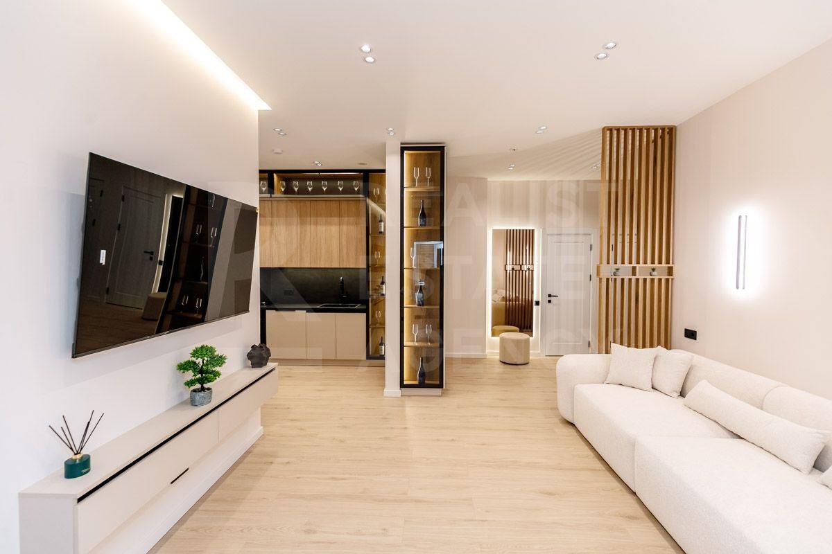 Vânzare, apartament, 2 camere, str. Vasile Lupu, Buiucani - Poză 1