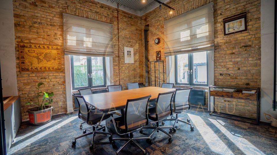 Vilă istorică de vânzare în Peninsula Constanța - Poză 16