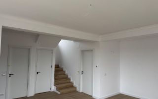 Casa modernă cu 4 camere și subsolb de vanzare - Poză 18