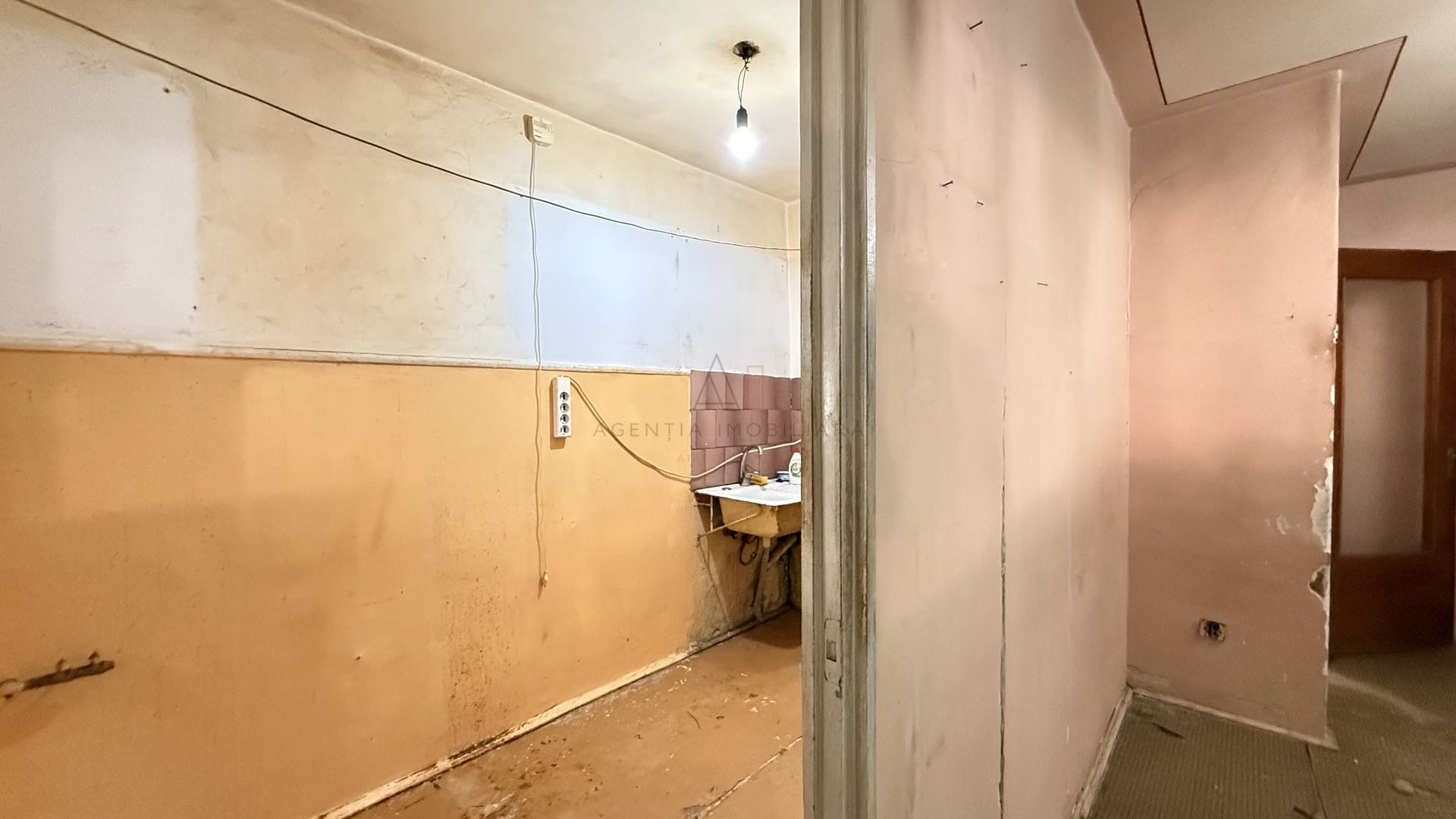 Garsoniera langa Parcul Sebastian | De Renovat - Poză 5