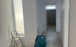 Jumătate de duplex premium, 120 mp utili, teren 256 mp, garaj și 3 dor - Poză 10