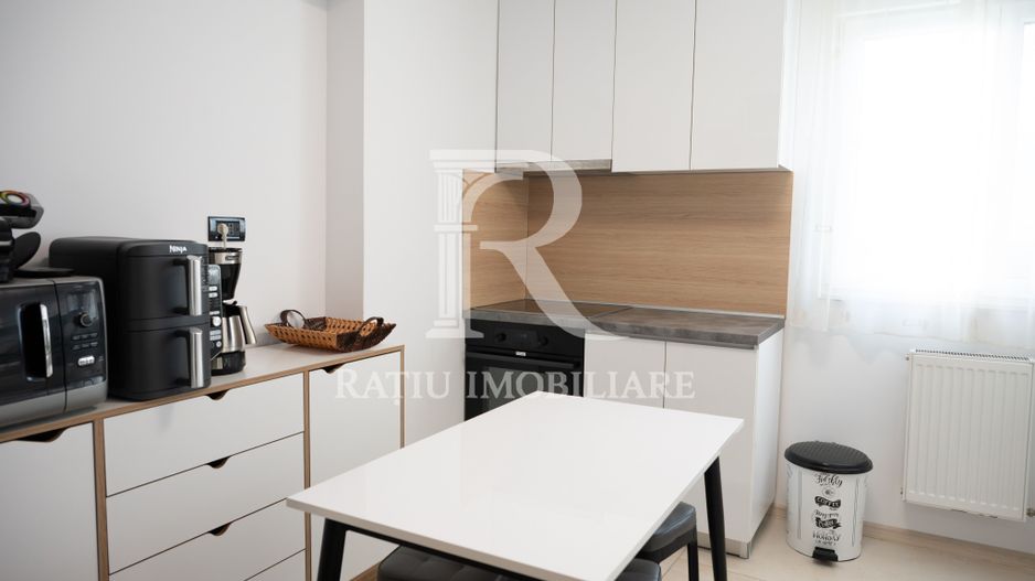 Apartament cu 3 camere | B-Dul Stefan Cel Mare | Oradea - Poză 13