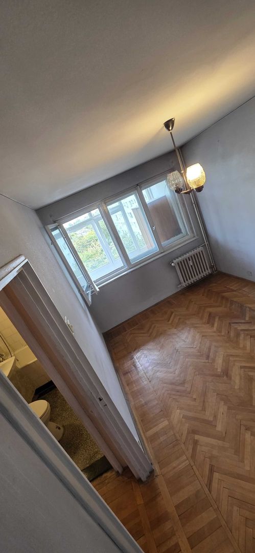 De vanzare Apartament 2 Camere Drumul Taberei - Poză 2