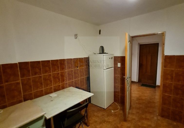 2 Camere - 50MP | 1985 | Metrou Crangasi la 3 minute - Poză 7