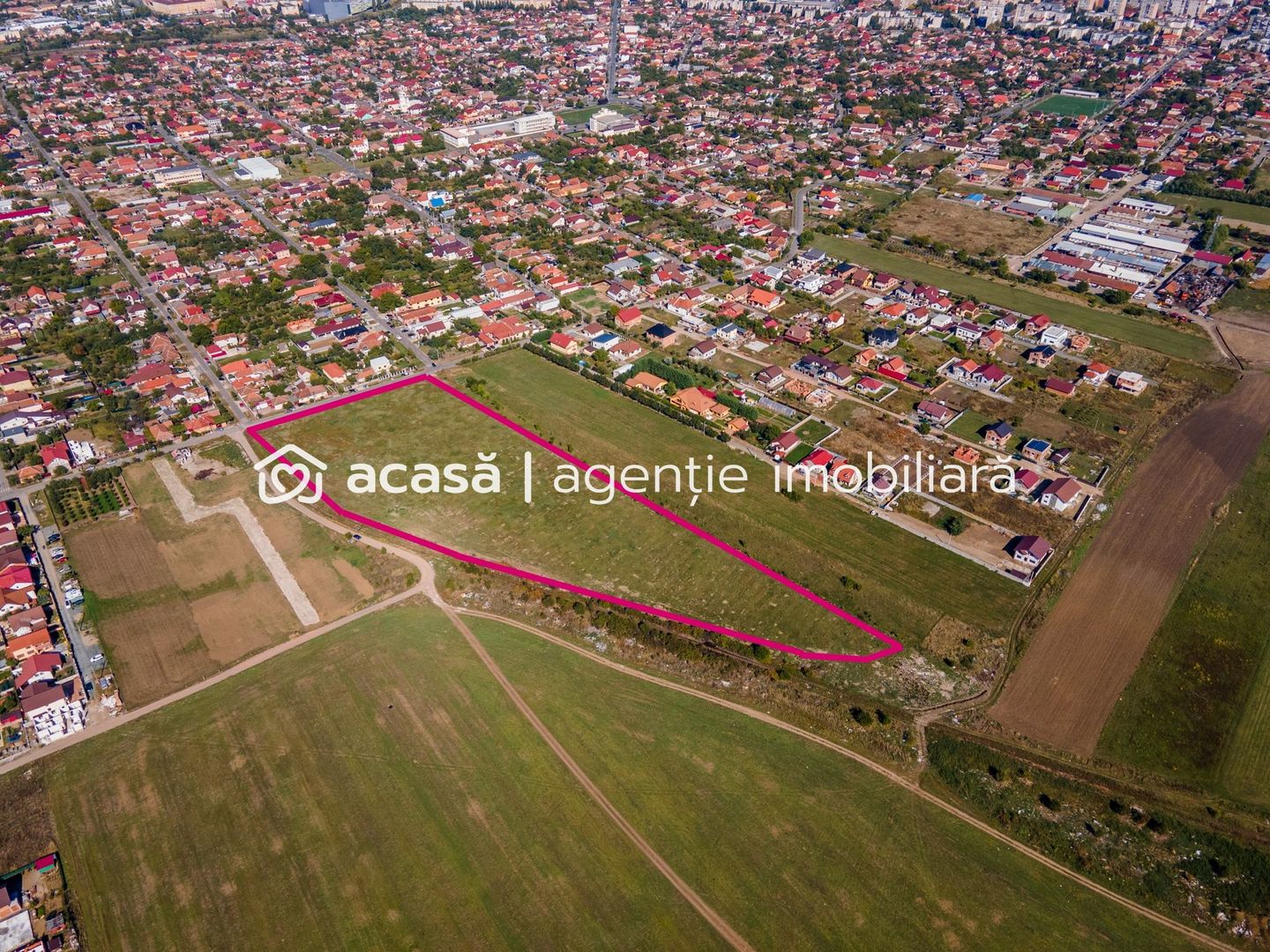 Teren în Bujac, strada Orizontului, suprafață 28.000 mp - Poză 1