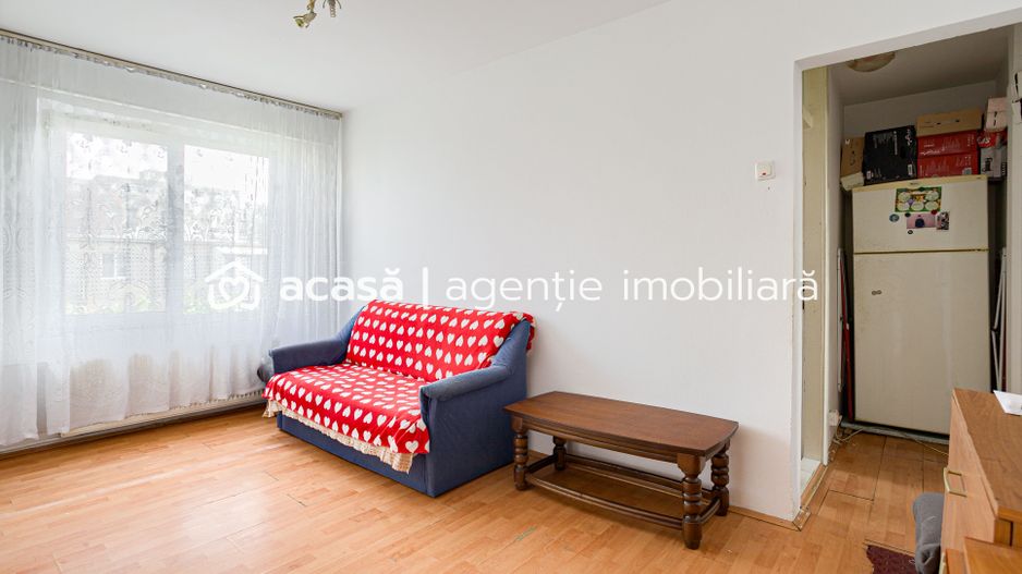 VANDUT! Apartament cu 3 camere Vlaicu etaj 4 - Comision 0% - Poză 3
