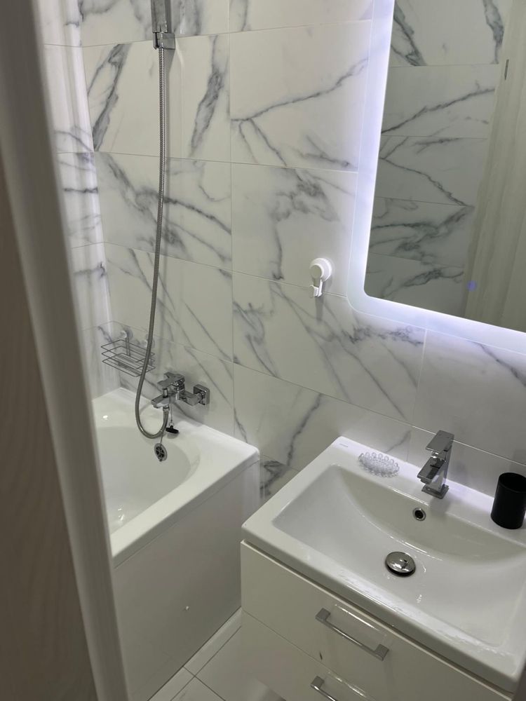 Apartament 2 camere tip studio, lux, parcare inclusă, centrală proprie, etaj 1 - Poză 8