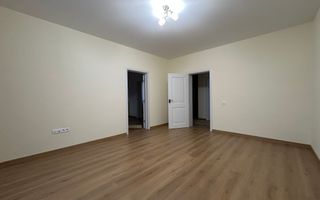 Casă de închiriat curte proprie, subsol pod, garaj - Central - Poză 7