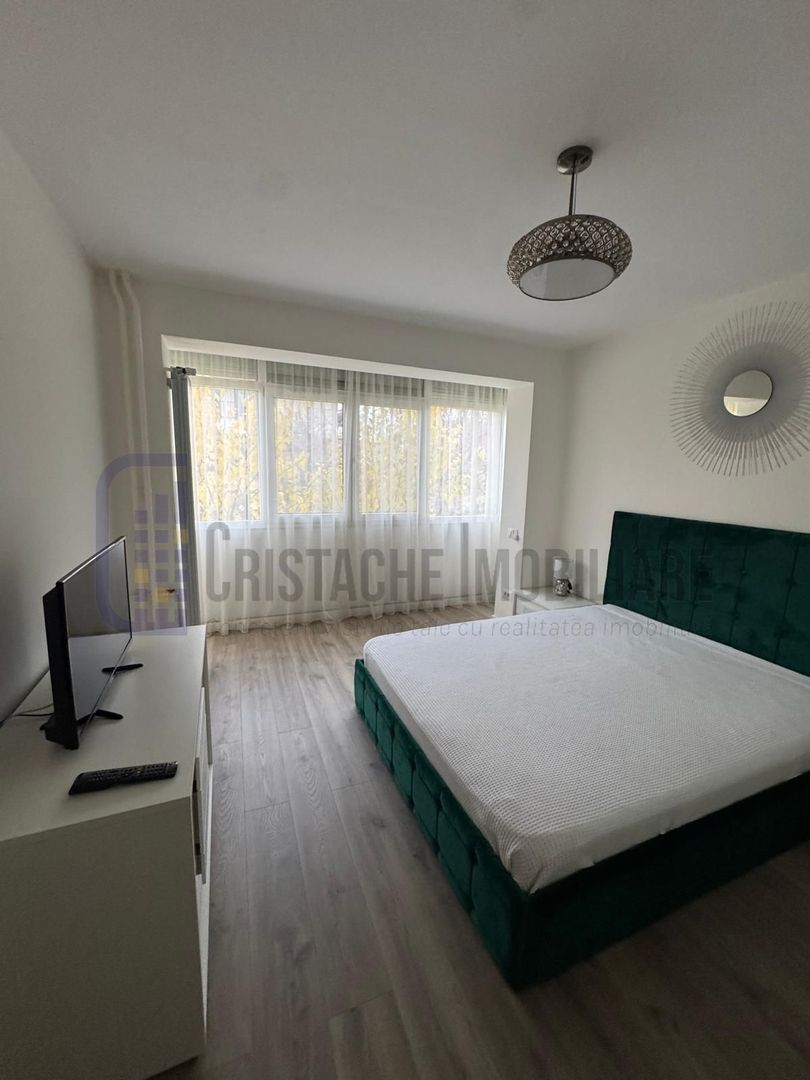 Apartament 2 camere, renovat si amenajat modern, metrou P-ța Unirii la 10 min. - Poză 10