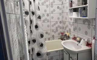 BRASADAS vinde ap 2 cam RENOVAT etaj 4/4 Humulești. - Poză 3