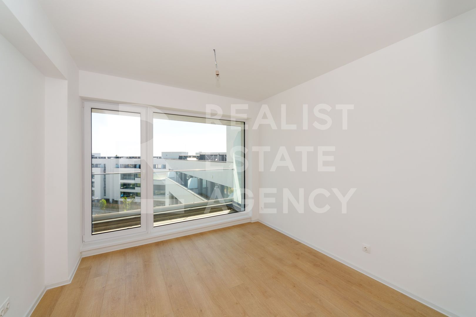 Vânzare, apartament cu 2 camere în zona Bucureștii Noi - Poză 8