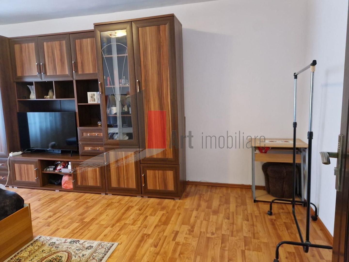 Garsoniera mare Crangasi - Poză 2