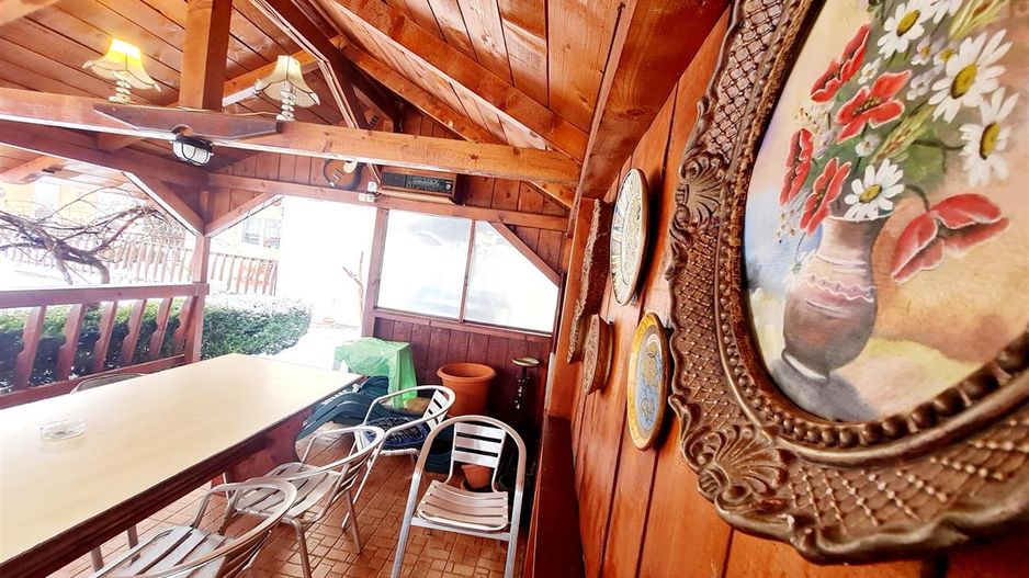 Pensiune in decor fermecator, loc de istorie si legenda, Moieciu de Jos, Bran - Poză 26