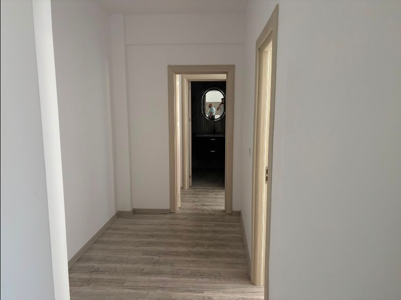 APARTAMENT 3 CAMERE, ZONA GIROCULUI - Poză 2