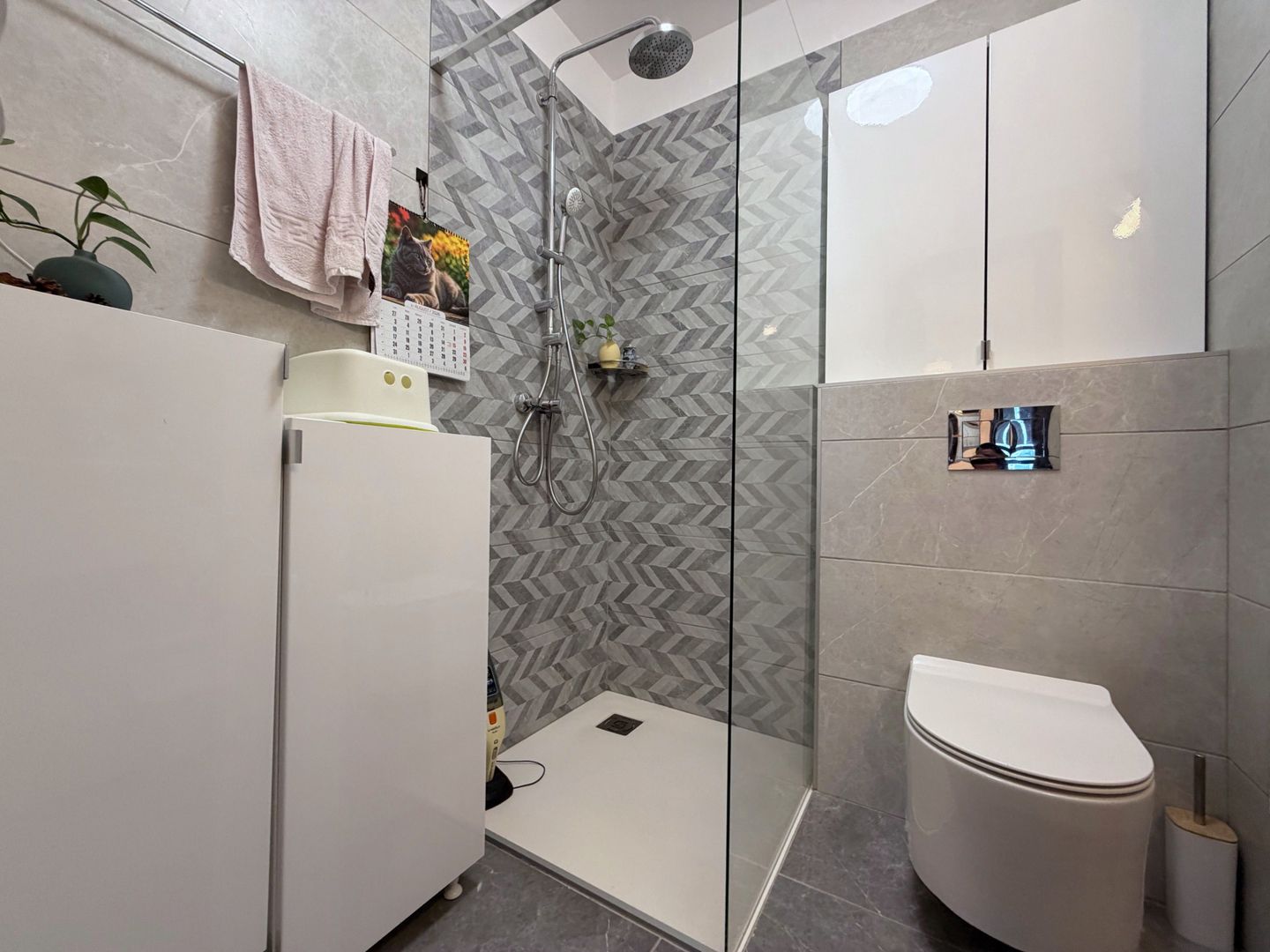 APARTAMENT 5 CAMERE | MOBILAT + UTILAT | VEDERE LIBERA - Poză 9