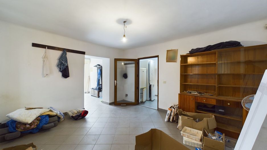 Casă în zona Mehala strada Cloșca, urbanism S+P+7+ER - Poză 1