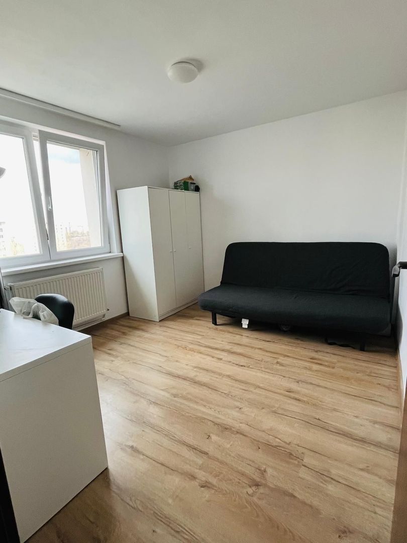 De vanzare apartament 2 camere Drumul Taberei - Poză 4