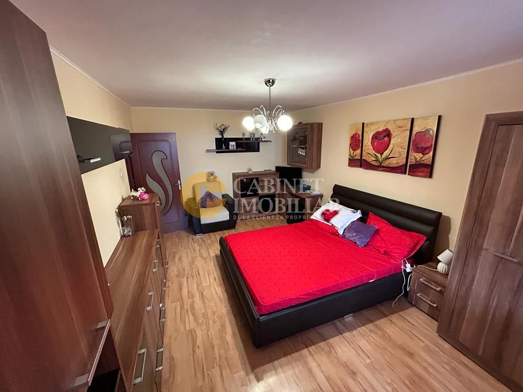 Apartament 4 Camere + Boxa Etaj 3 Frumoasa Bloc 1983 - Poză 2