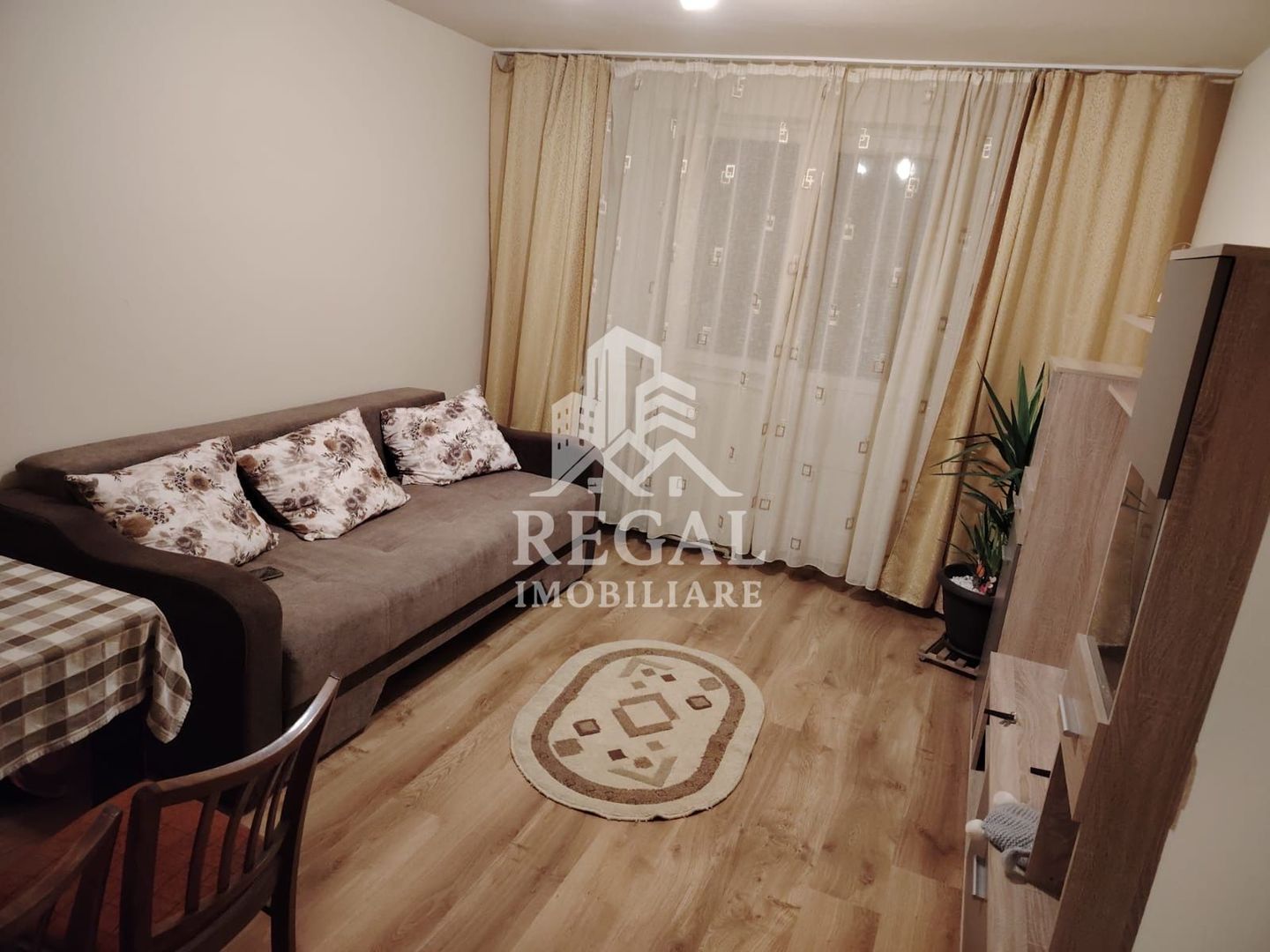 Apartament 2 camere de închiriat – zona Traian Vuia - Poză 1