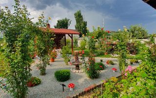 Casa 10 camere, 1000 mp teren, la asfalt, Barabant - Poză 6