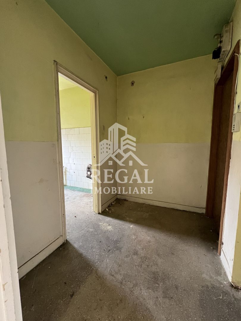 Apartament cu 2 camere, Micro 4 – Etaj 4/4 - Poză 4