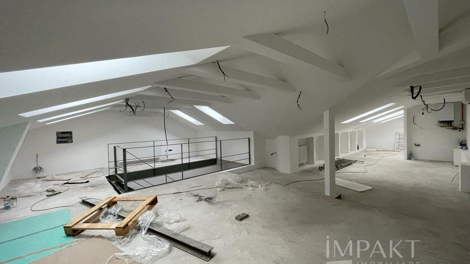 Spatiu comercial ultracentral cu vitrina si intrare direct din strada - Poză 7