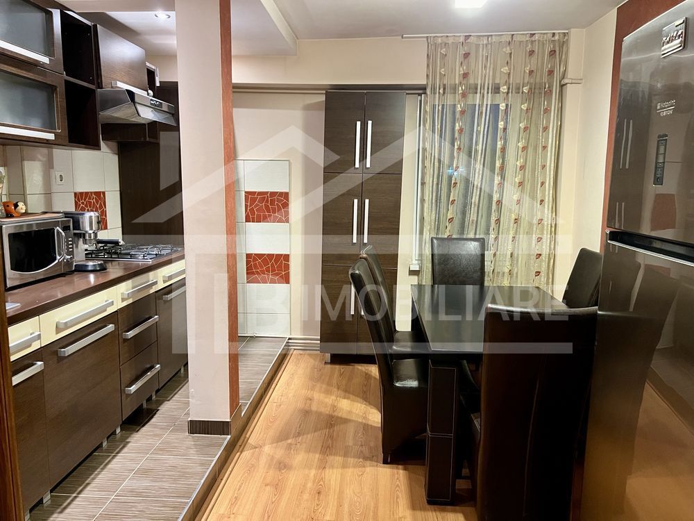 Apartament cu 3 camere, 67mp, Zona Shopping City - Poză 2