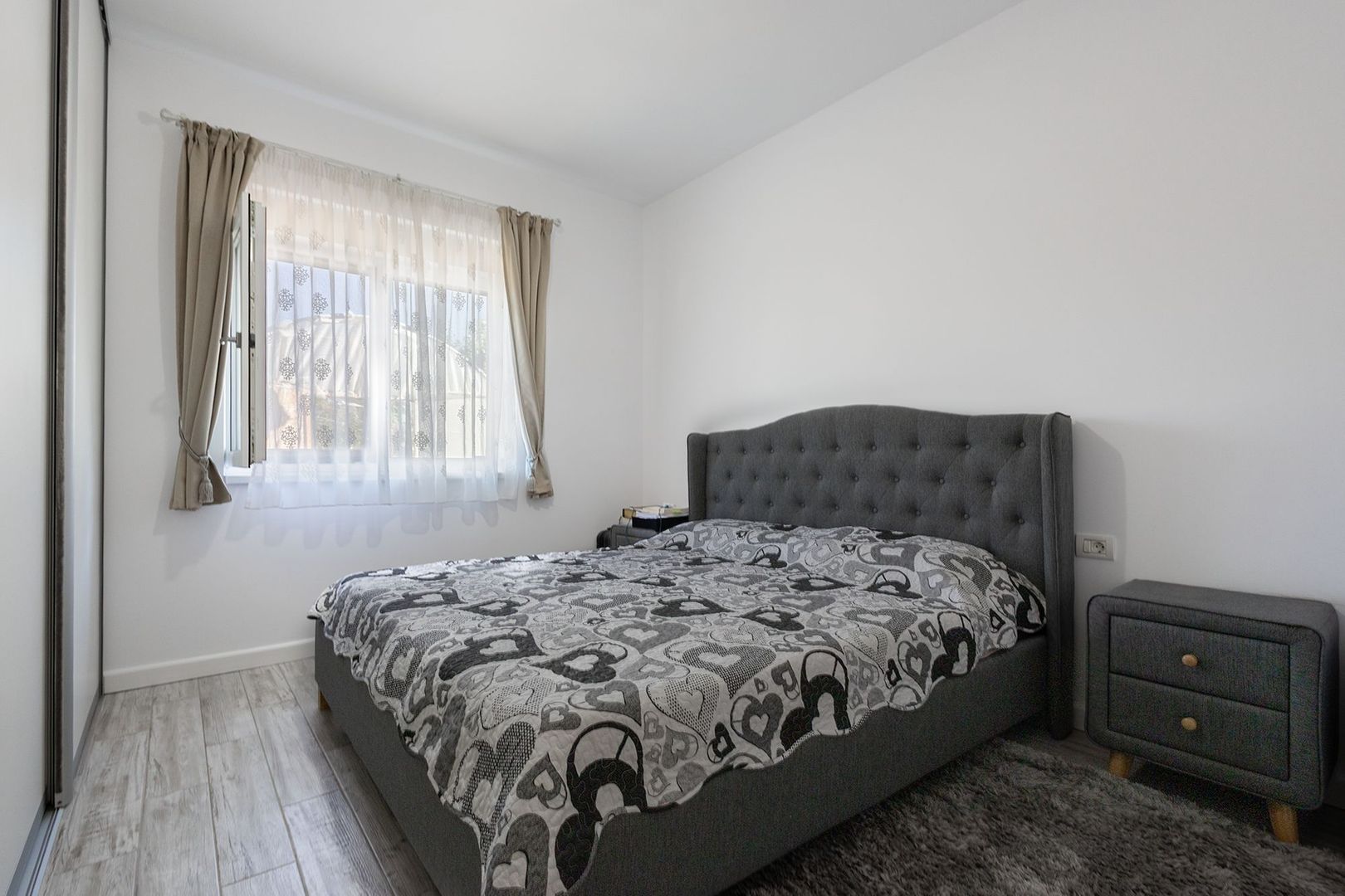 De Vanzare | Vila Lux | Teren 1000 mp | 226mp utili | 3 Bai | Garaj - Poză 13