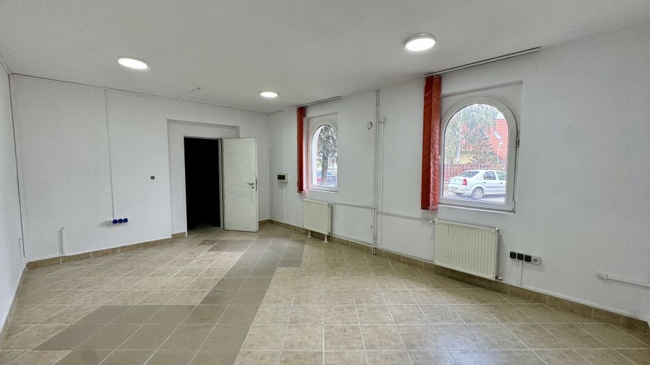 Închiriere Spațiu Comercial | Sfântul Ghoerghe Central - Poză 3