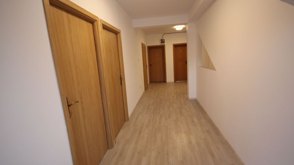 SAD -ideal pentru birouri - Poză 1