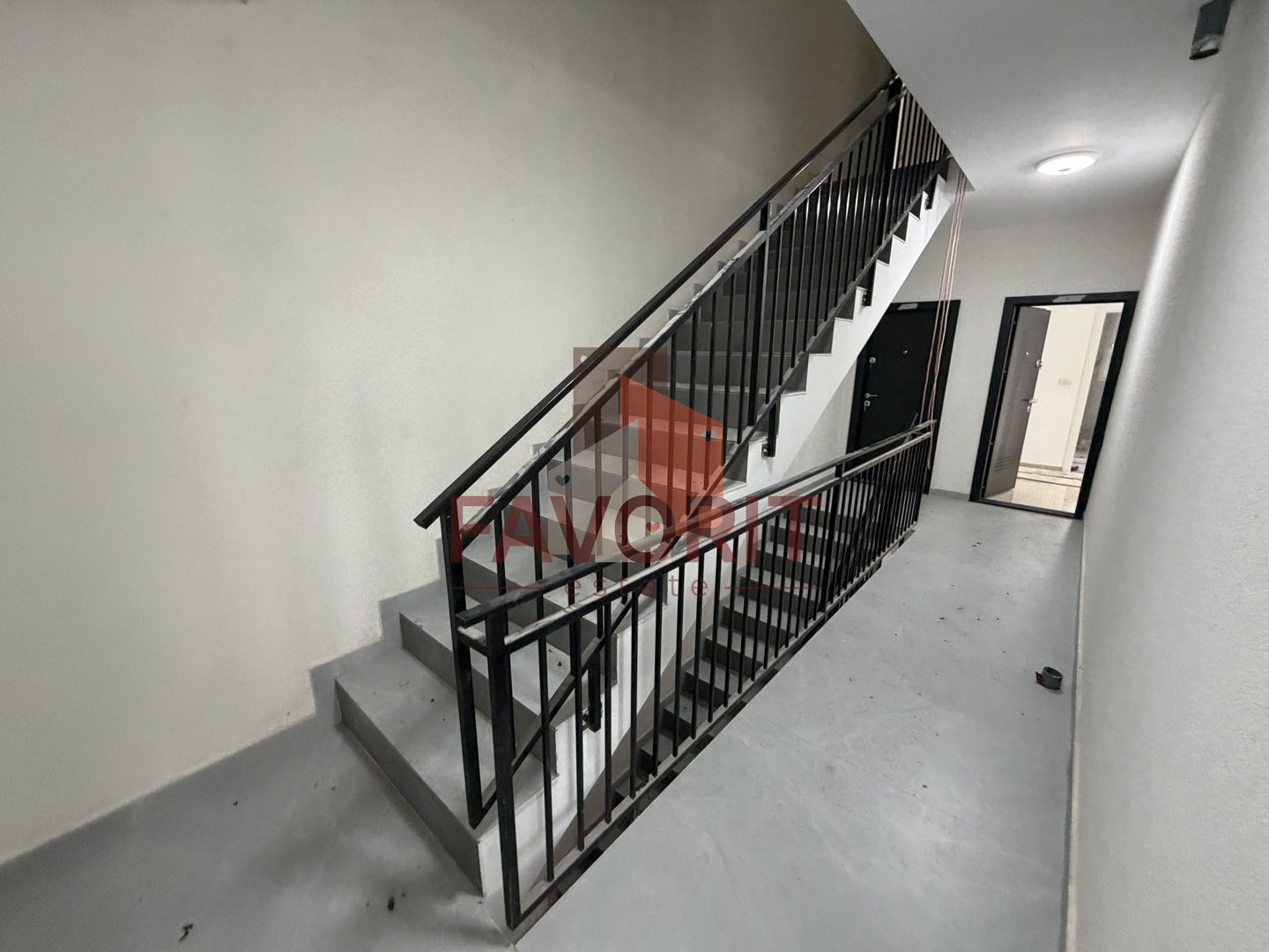 Terasa 40 mp. Zona Buziasului. Finisaje la alegere - Poză 14