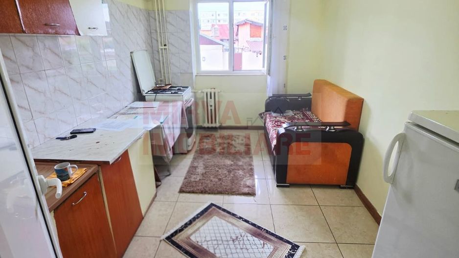 Vanzare apartament 2 camere decomandat, Malu Rosu, parter inalt - Poză 10