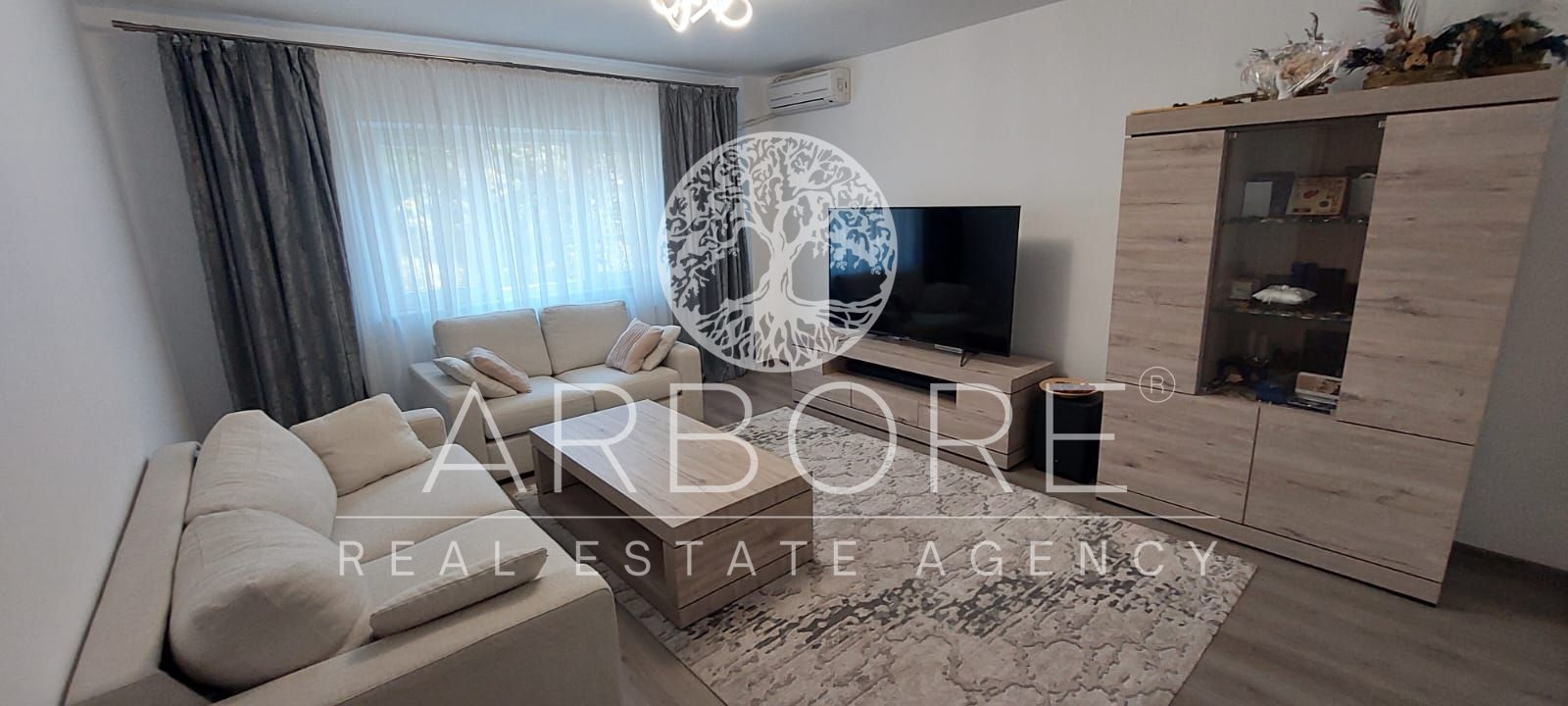 Închiriere 3 camere Bd. Unirii, 76 mp, mobilat, parcare - Poză 1