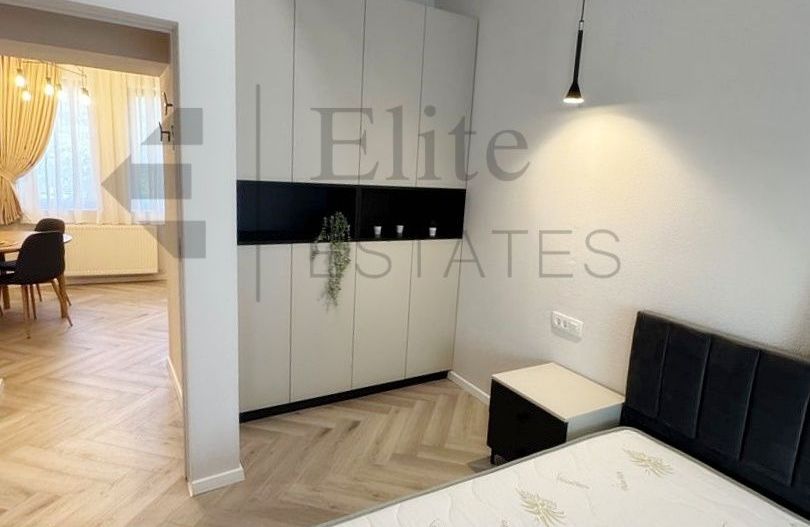 Apartament central cu 2 camere de inchiriat - Poză 3