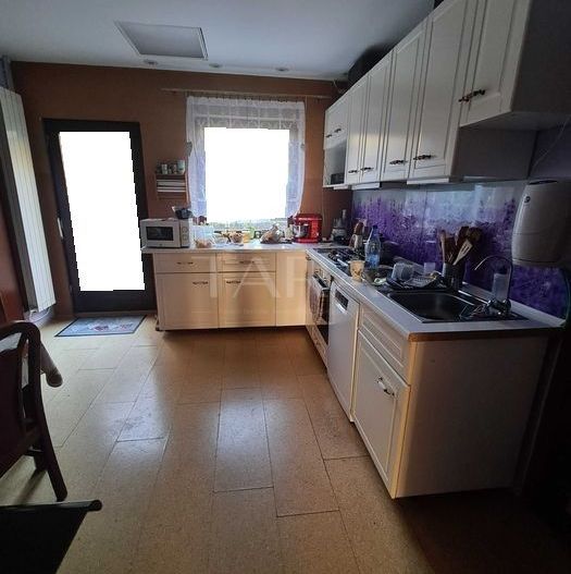 Vila de vanzare cu 7 camere in cartierul Grigorescu - Poză 3