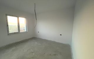 Duplex cu 4 camere despărțit prin camera tehnica | Mosnita Noua - Poză 12