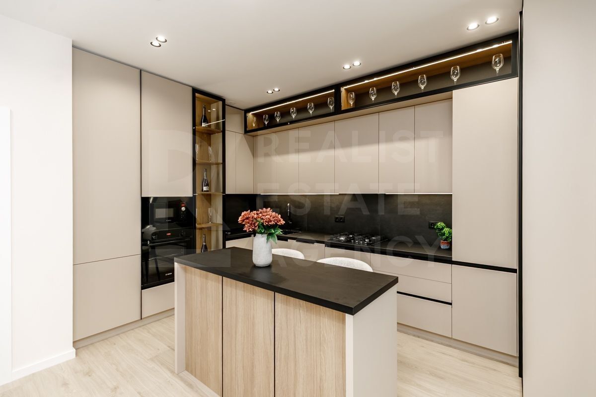 Vânzare, apartament,  3 camere, str. Vasile Lupu, Buiucani - Poză 3