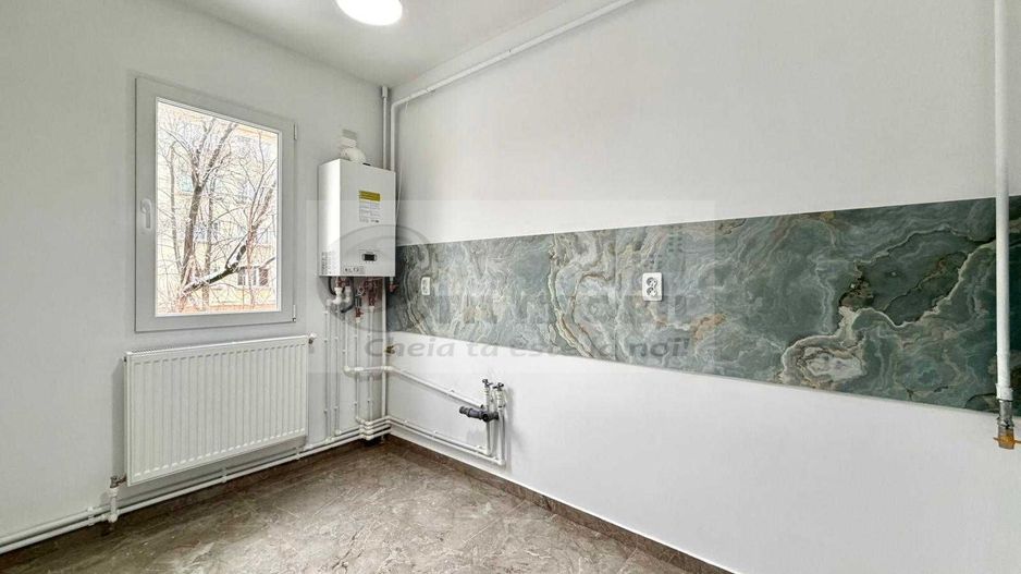 Apartament renovat 60 mp, Zona Podu Ros 128.000 Euro - Poză 6