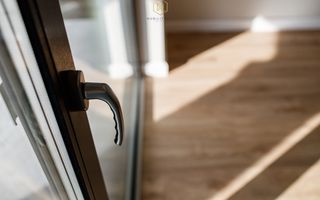 OFERTA VANDUTA - Casa de vis în Dumbrăvița - confort, siguranță și natură! - Poză 40