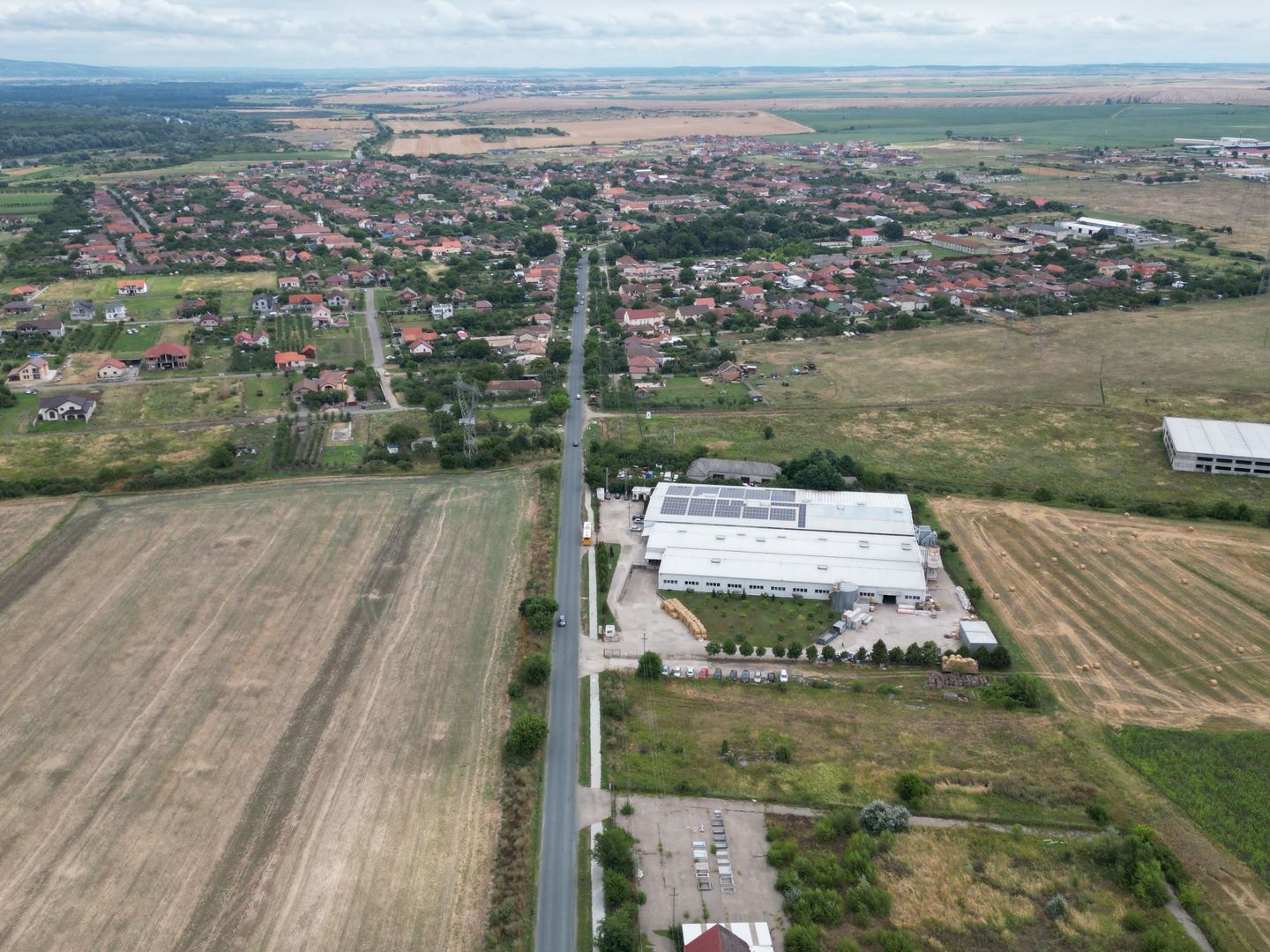 Teren de 4645 mp în Fântânele - Poză 4