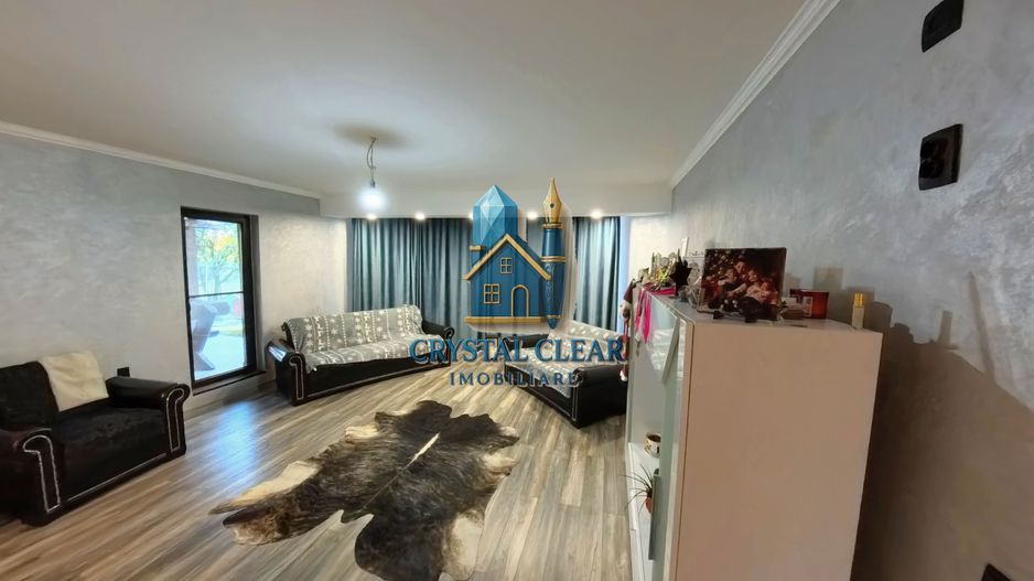 Casă 4 dormitoare și teren de 857 mp - zona Sântana de Mureș - Poză 3