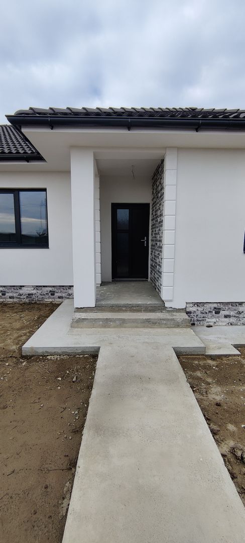 DUPLEX PE PARTER 4 CAMERE ZONA SAG MANASTIRE - Poză 2