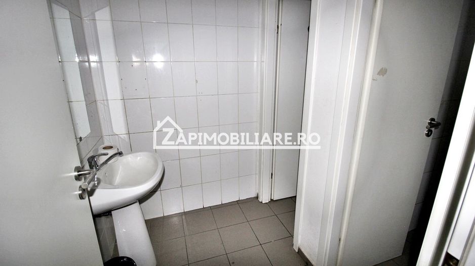 Spatiu Comercial 146 mp. cartier 7 Noiembrie zona Unic - Poză 10